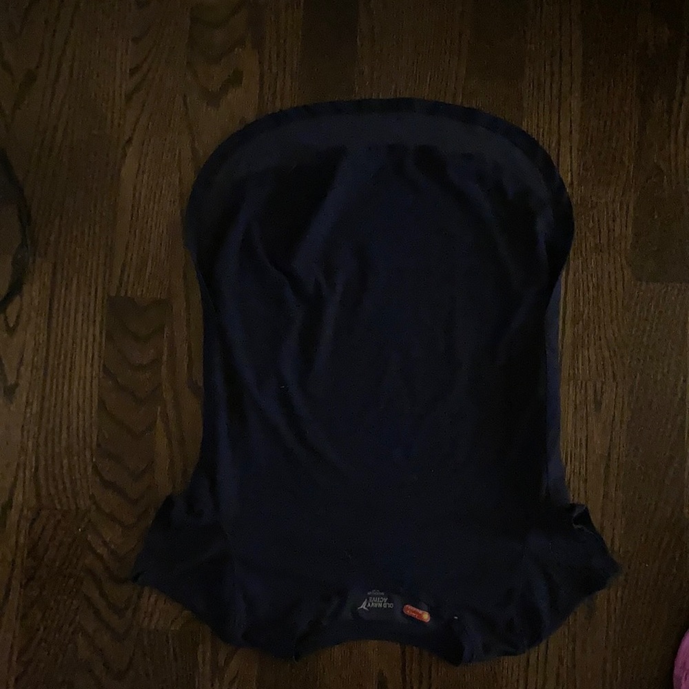 Athletic shirt